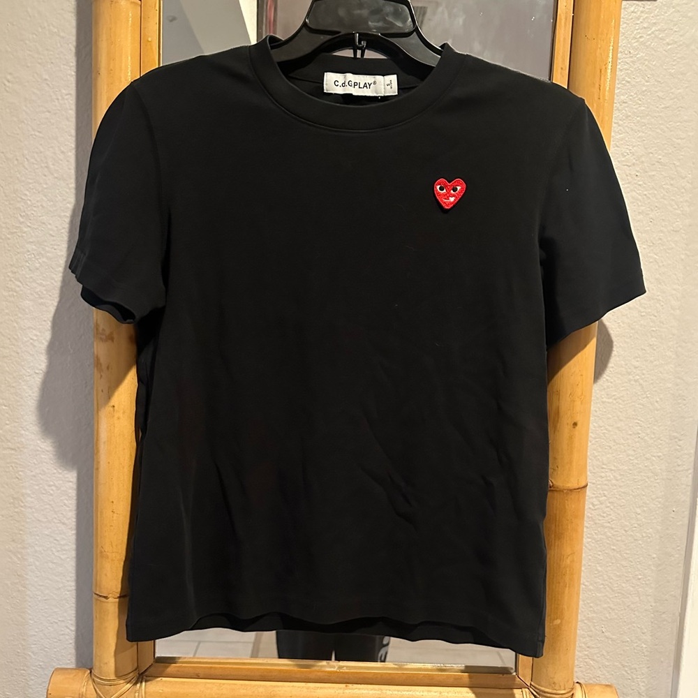 Comme des Garçons PLAY / Heart Applique Tee /EUC washed once - Picture 14 of 15